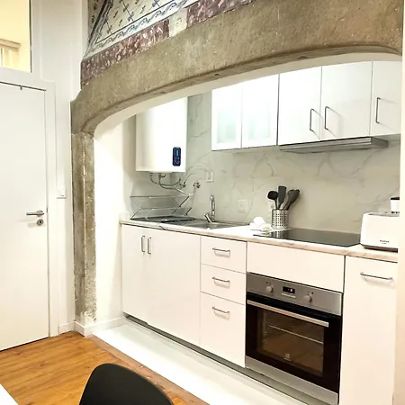 Sao Juliao II Historic Baixa Stay For 6 - Steps From Augusta Arch In Lisbon Downtown!-2
